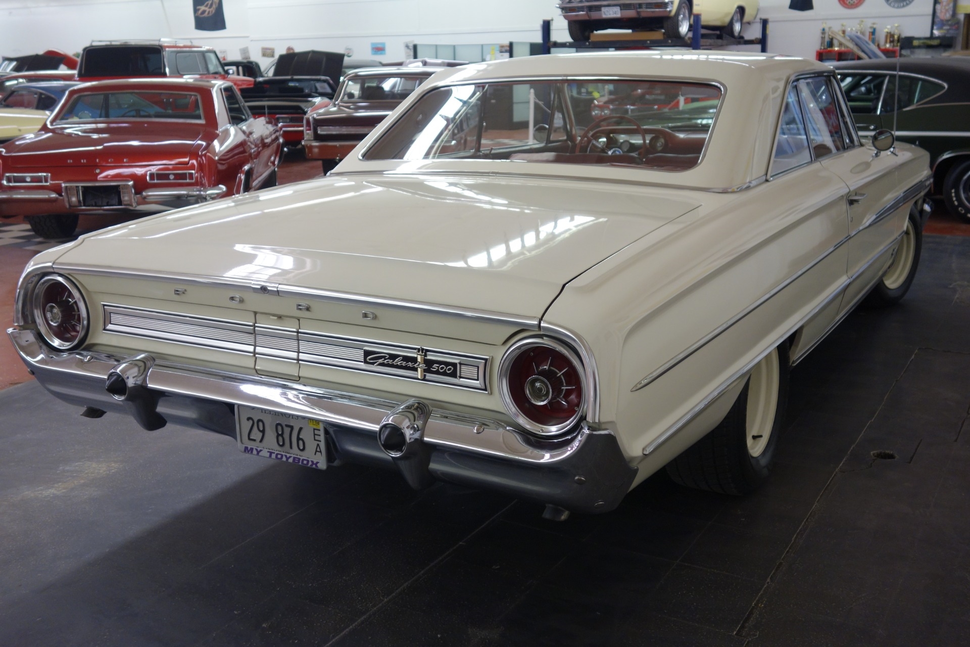 Ford Galaxie 1964 image number 7