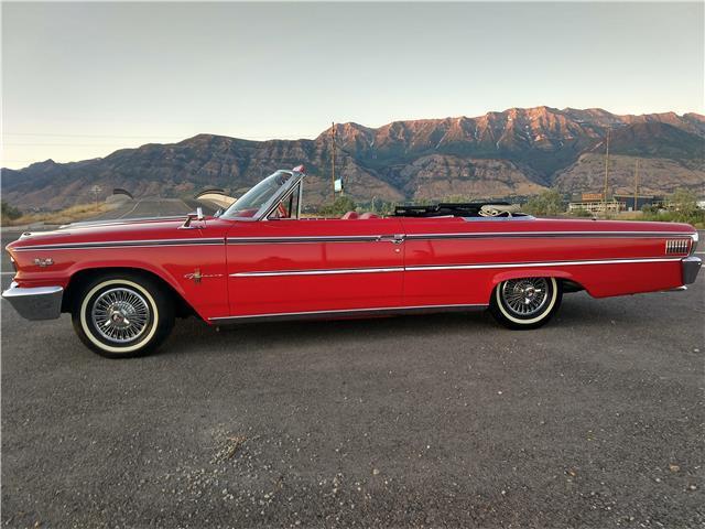 Ford Galaxie 1963 image number 24