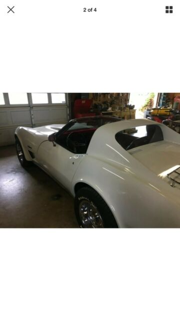 Chevrolet Corvette 1973 image number 1