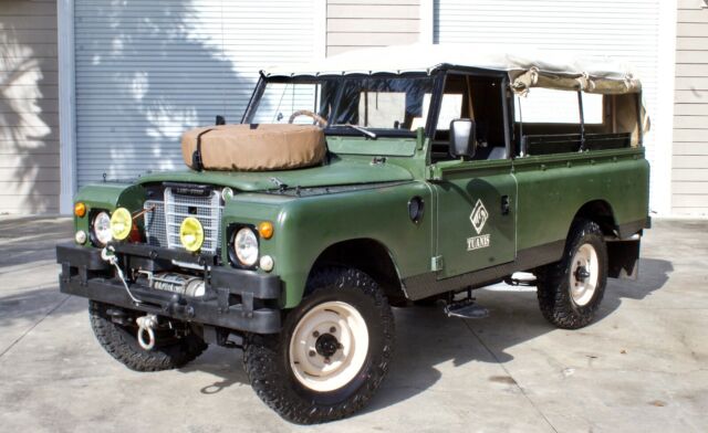 Land Rover 109 Series 3 1974 image number 25