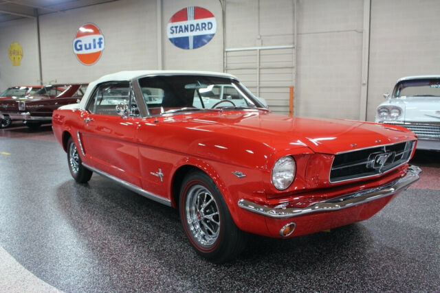 Ford Mustang 1965 image number 30