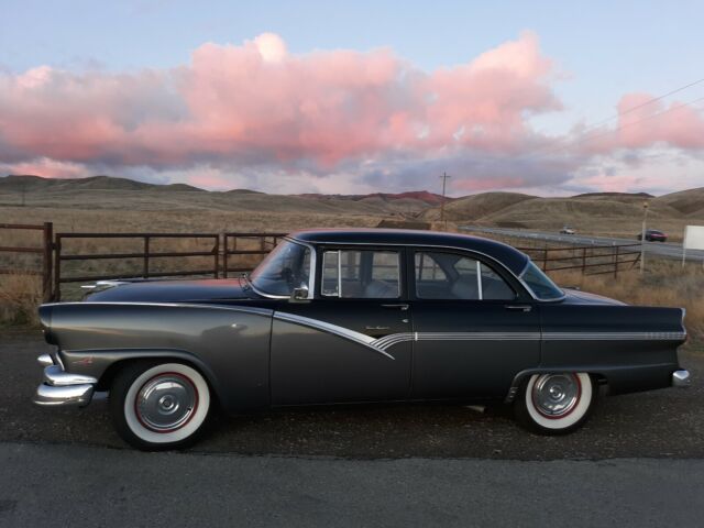 Ford Fairlane 1956 image number 9