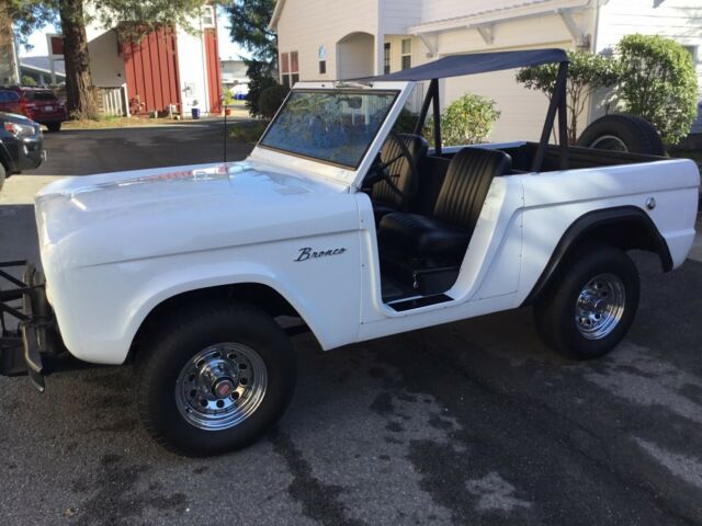 Ford Bronco 1966 image number 1