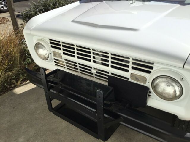 Ford Bronco 1966 image number 19