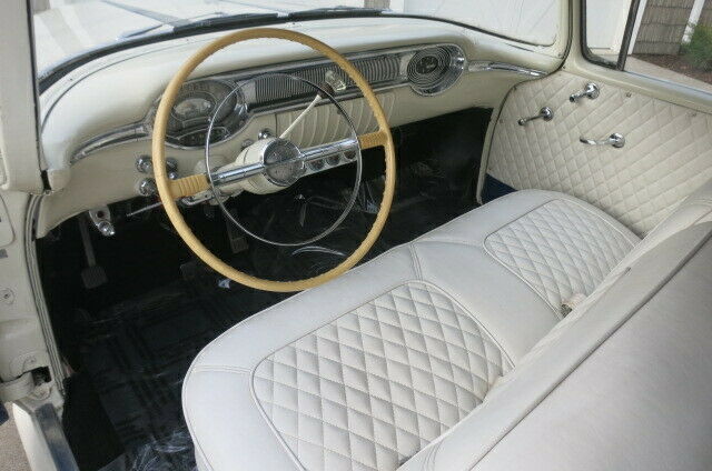 Oldsmobile Eighty-Eight 1956 image number 40