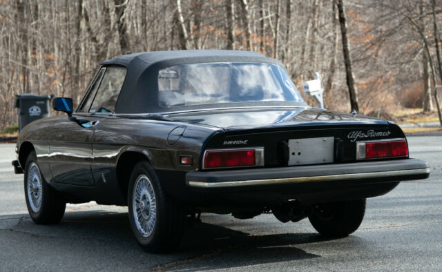 Alfa Romeo Spider 1976 image number 38