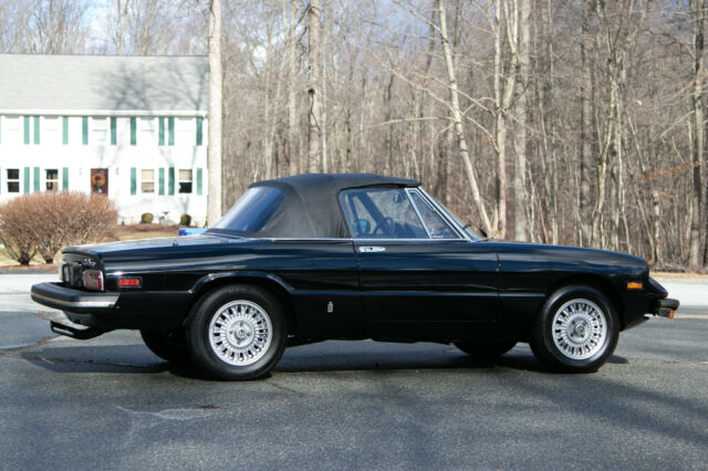 Alfa Romeo Spider 1976 image number 44