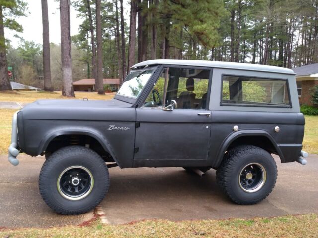 Ford Bronco 1969 image number 0