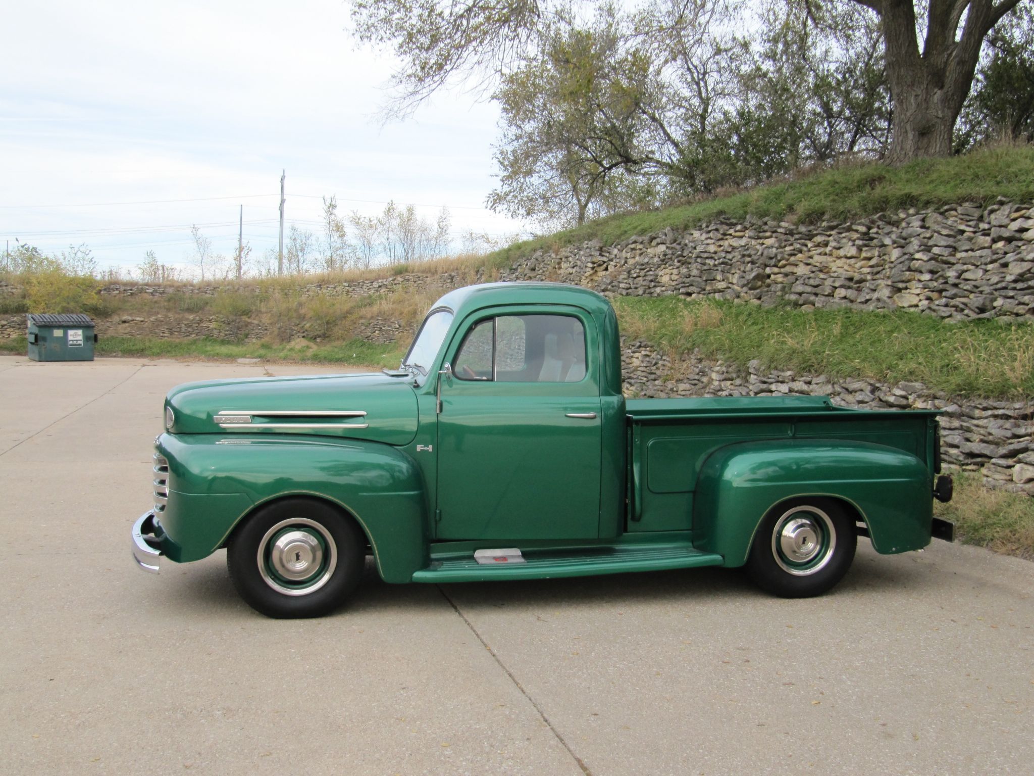 Ford F-1 PICKUP 1950 image number 1