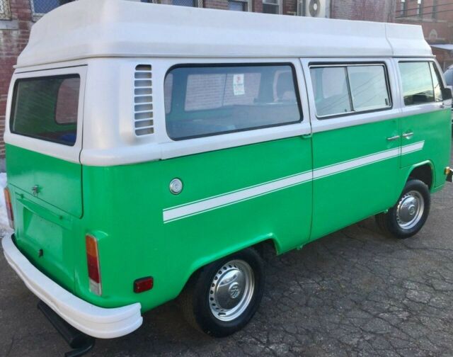 Volkswagen Bus/Vanagon 1978 image number 34