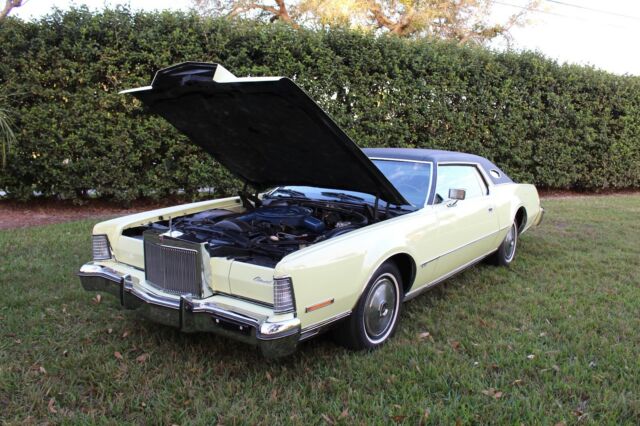 Lincoln Continental 1974 image number 19