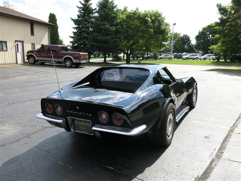 Chevrolet Corvette 1971 image number 32