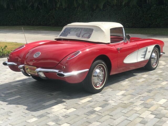 Chevrolet Corvette 1959 image number 20