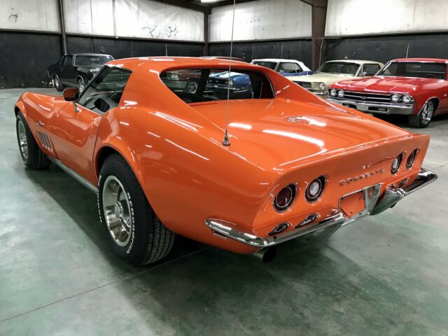 Chevrolet Corvette 1969 image number 2