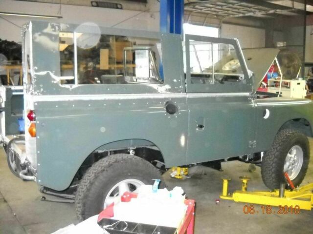 Land Rover Series IIA 1971 image number 13