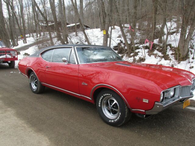 Oldsmobile Cutlass 1968 image number 28