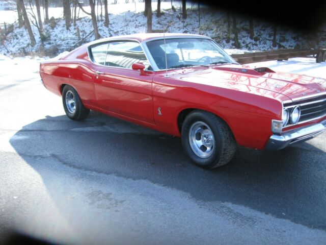 Ford Torino 1968 image number 2