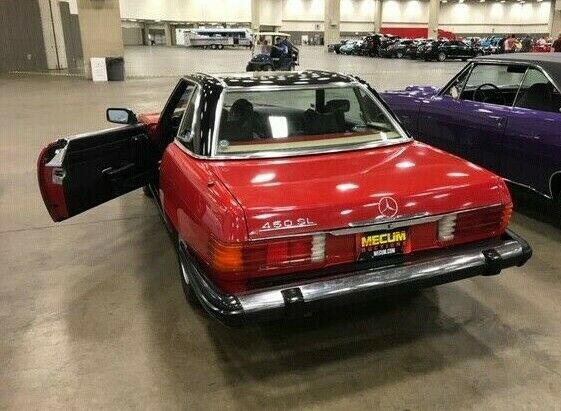 Mercedes-Benz SL-Class 1976 image number 2