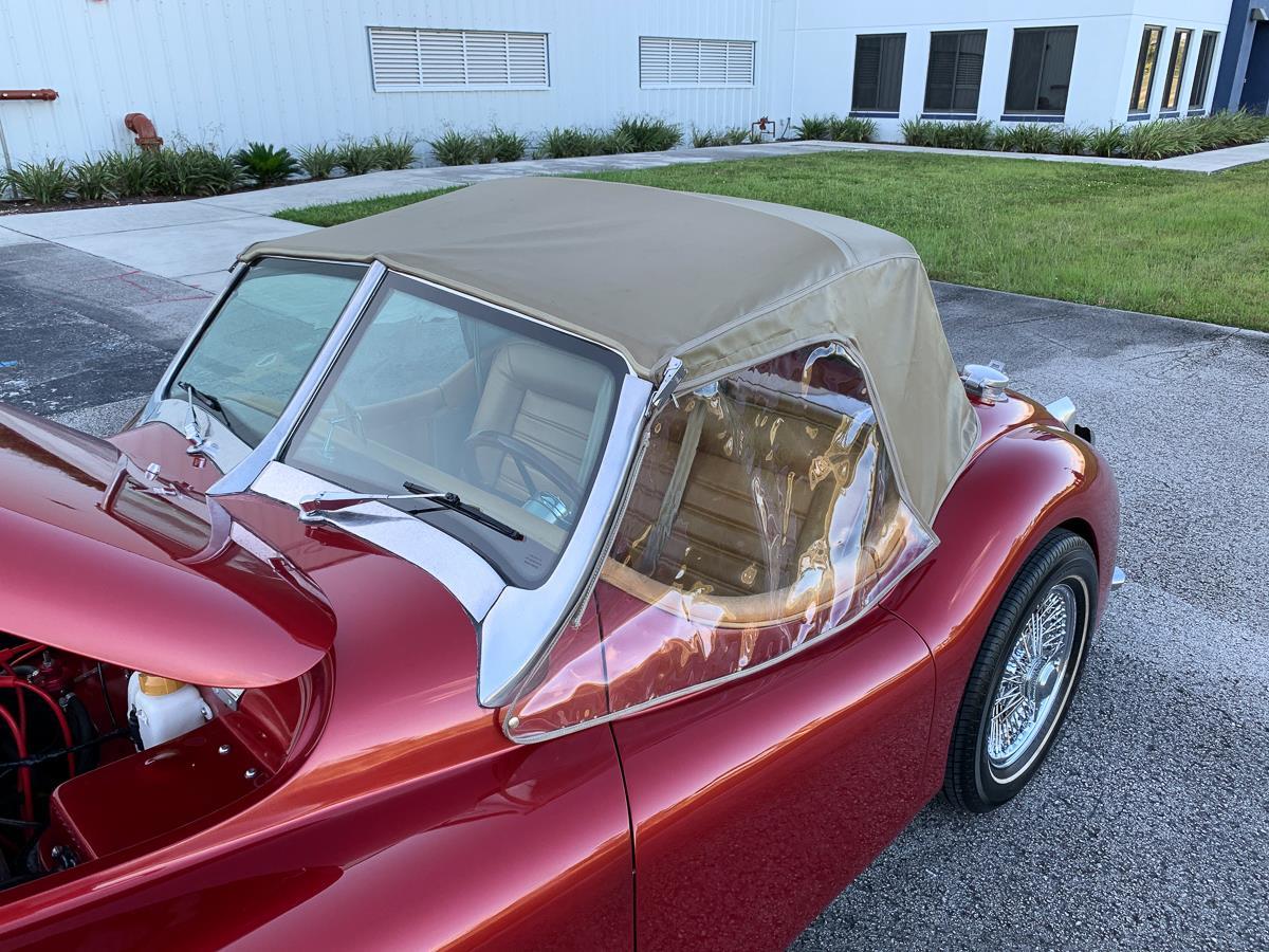 Jaguar XK 1951 image number 22