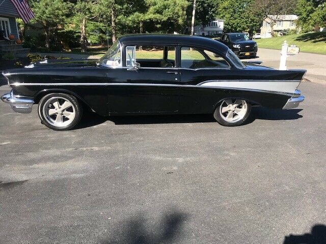 Chevrolet Bel Air/150/210 1957 image number 0