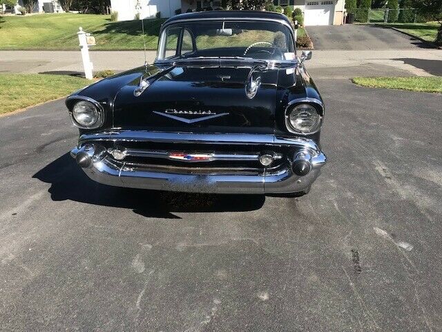 Chevrolet Bel Air/150/210 1957 image number 26