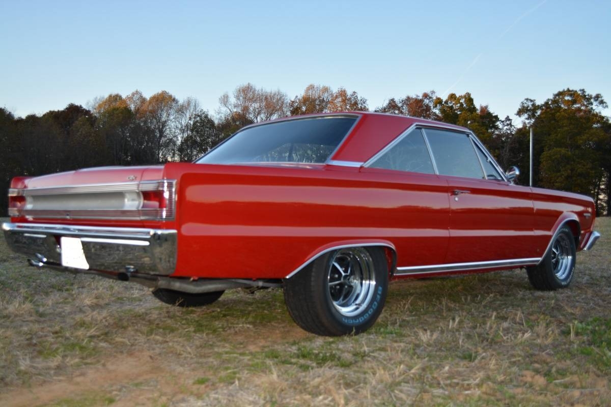 Plymouth GTX 1967 image number 1