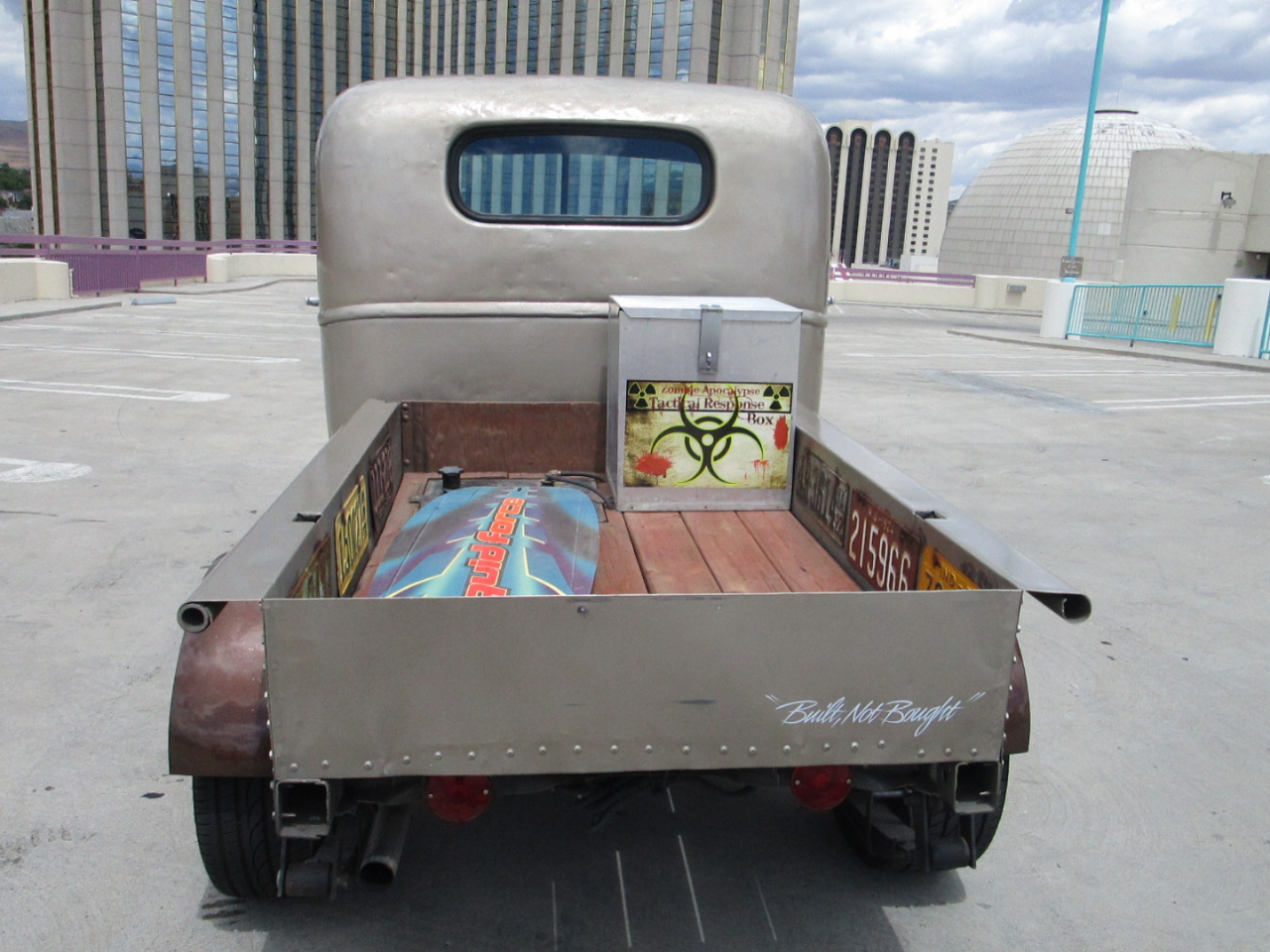 Chevrolet Pickup 1946 image number 17