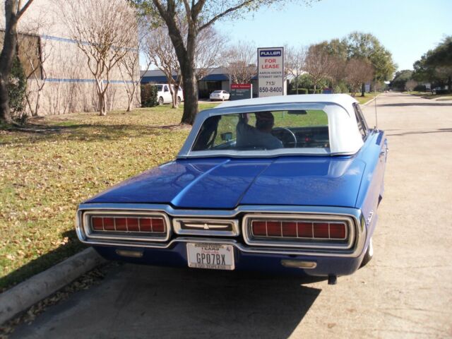 Ford Thunderbird 1965 image number 1