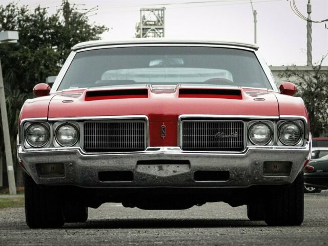 Oldsmobile Cutlass 1970 image number 13