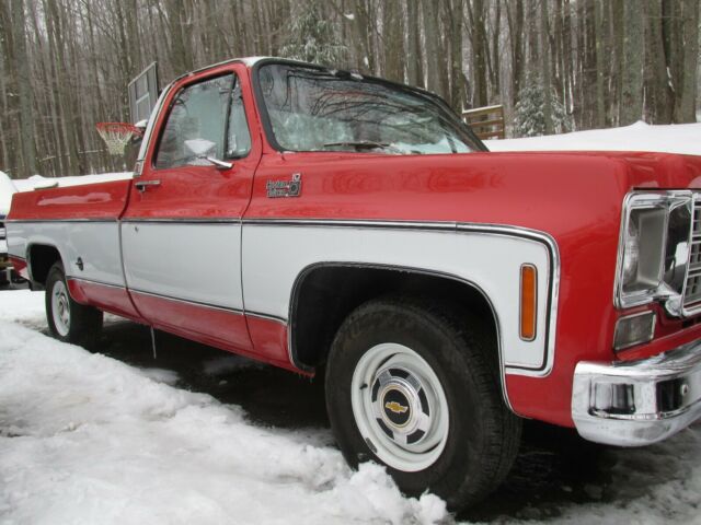 Chevrolet C-10 1977 image number 2