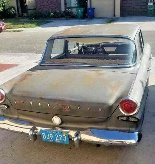 Studebaker Lark 1962 image number 2