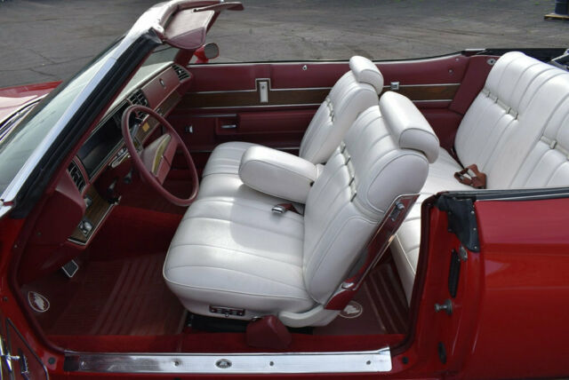 Buick LeSabre 1975 image number 7