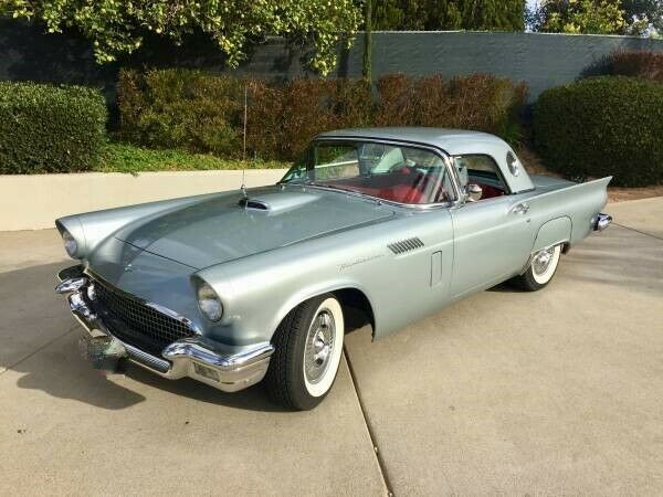 Ford Thunderbird 1957 image number 14