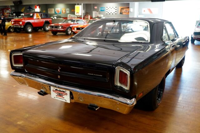 Plymouth Road Runner 1969 image number 5