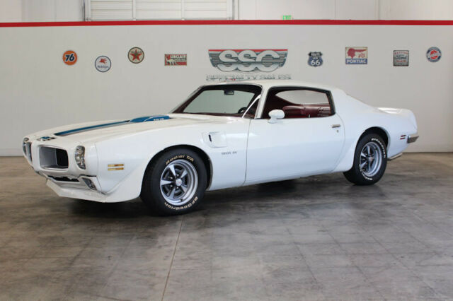 Pontiac Firebird 1970 image number 24