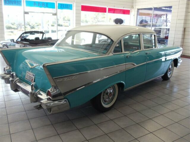 Chevrolet Bel Air/150/210 1957 image number 13