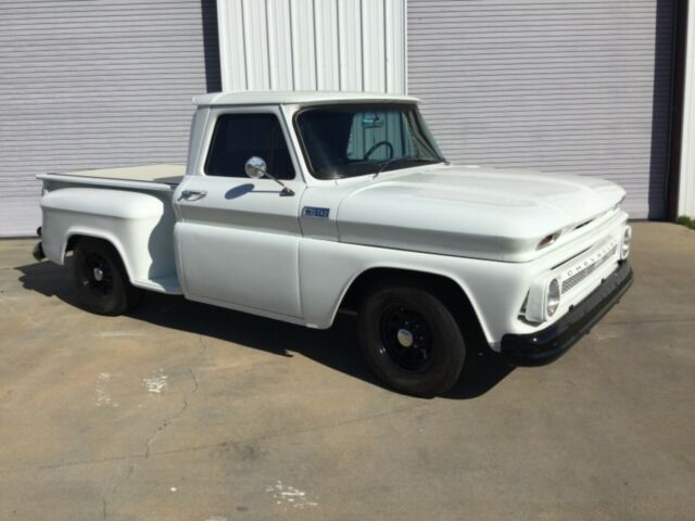 Chevrolet C-10 1965 image number 31