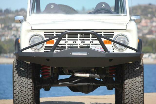 Ford Bronco 1972 image number 15