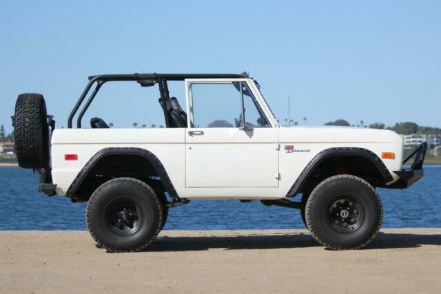 Ford Bronco 1972 image number 27