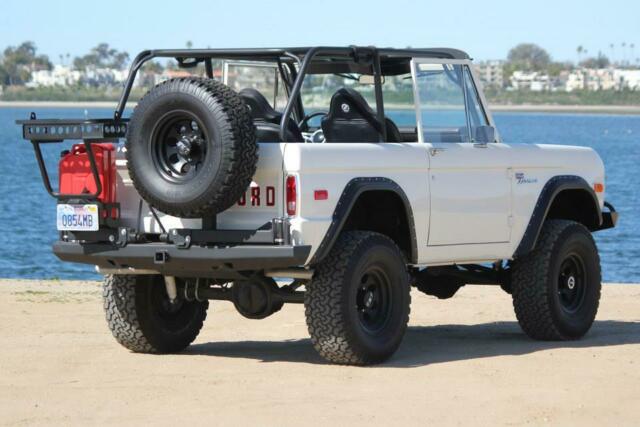 Ford Bronco 1972 image number 33