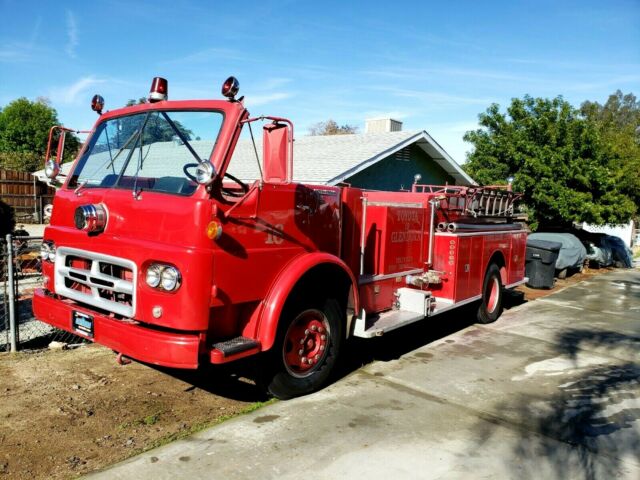 International P.E. Van Pelt Fire Truck 1960 image number 0