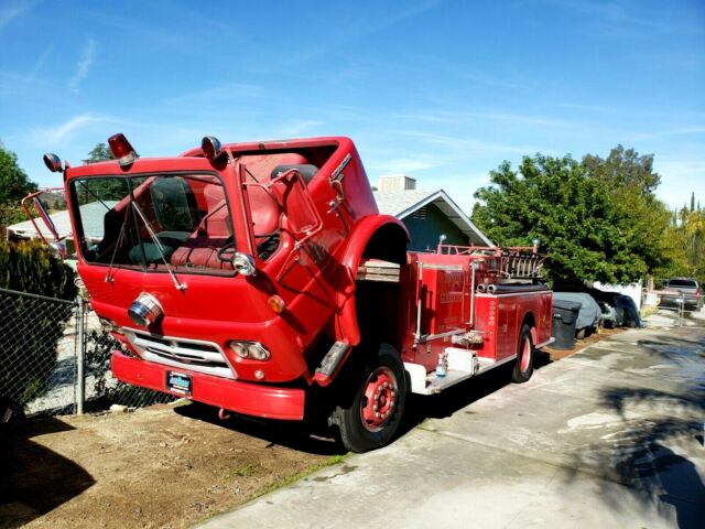 International P.E. Van Pelt Fire Truck 1960 image number 10