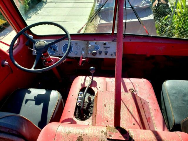 International P.E. Van Pelt Fire Truck 1960 image number 22