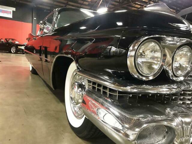 Cadillac DeVille 1959 image number 20