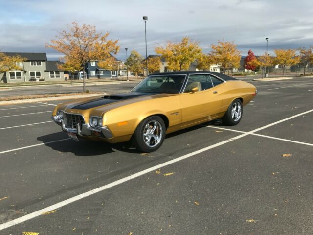 Ford Torino 1972 image number 2