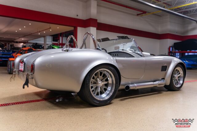 Superformance Cobra 1965 image number 28