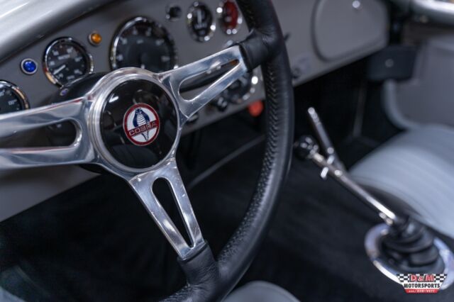 Superformance Cobra 1965 image number 40