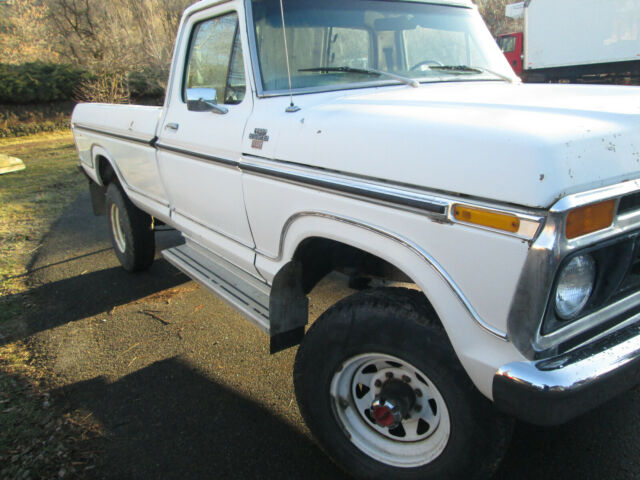 Ford F-250 1977 image number 34