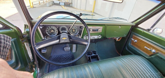 Chevrolet C/K Pickup 1500 1972 image number 14