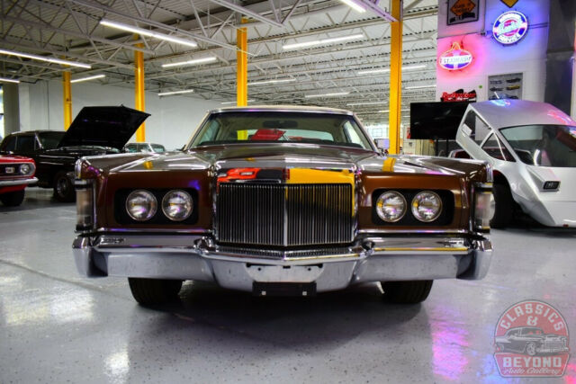 Lincoln Mark III 1971 image number 13